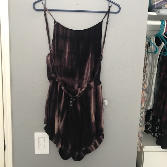 Romper - Picture 2 of 2